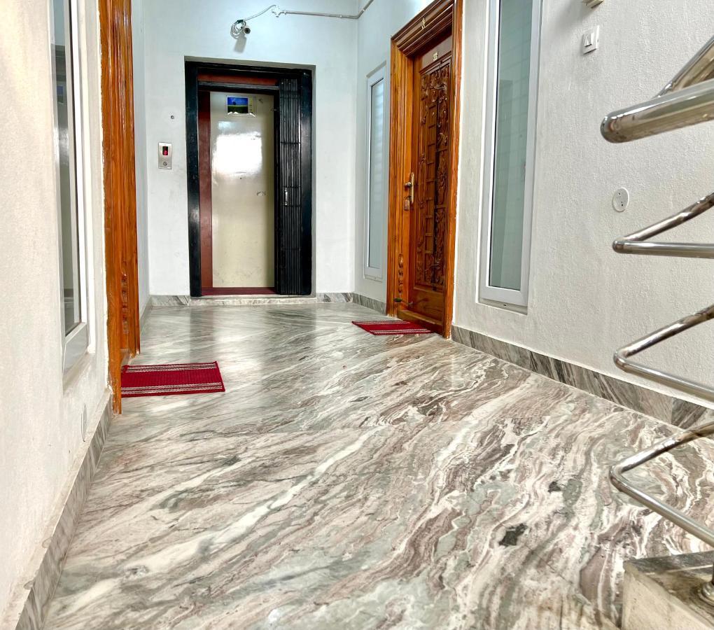 Truelife Homestays - Alamelu Avenue - Fully Furnished Ac 2Bhk Apartments In Tirupati - Walkable To Restaurants & Super Market - Fast Wifi - Kitchen - Easy Access To Airport, Railway Station, Sri Padmavathi & Tirumala Temple エクステリア 写真